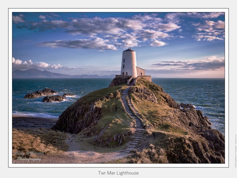 01-Twr Mar Lighthouse - (5277 x 3769)