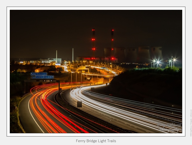 01-Ferrry Bridge Light Trails - (4659 x 3328).jpg