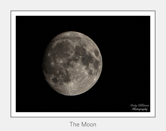 01-The Moon - (5472 x 3648)