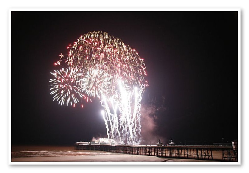Blackpool Fireworks 2006 (China)(1)
